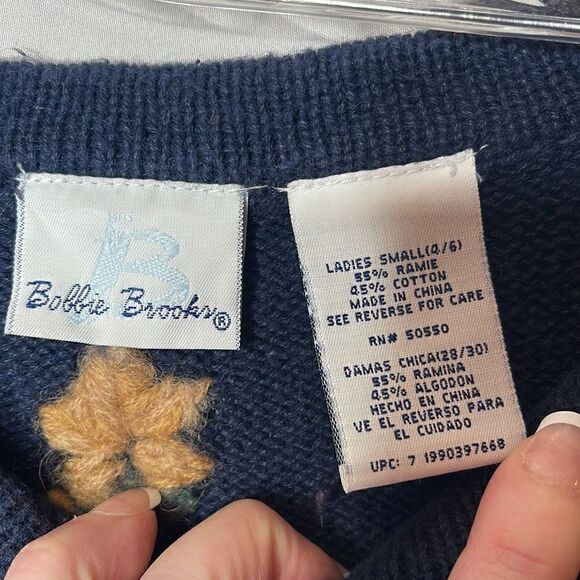 Bobbie Brooks Navy Blue Autumn Fall V-Neck long Sleeve Sweater. Size Small. - Picture 5 of 10